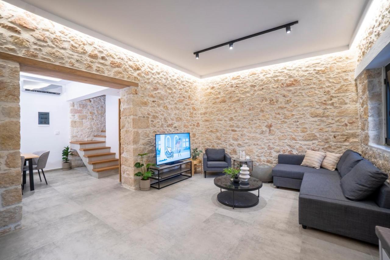 Flor28 Stone House Apartment Heraklion  ภายนอก รูปภาพ